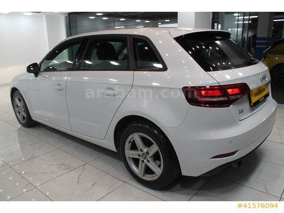 SPACE MOTORS | 2019 AUDİ A3 SPORTBACK 30 TFSI DYNAMİC DEĞİŞENSİZ
