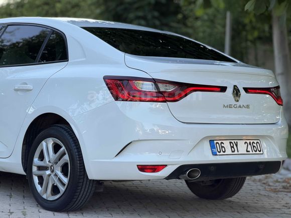  Renault Megane 1.3 TCe Joy 2020 99.000 km 