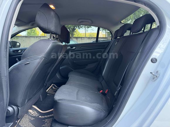  Renault Megane 1.3 TCe Joy 2020 99.000 km 