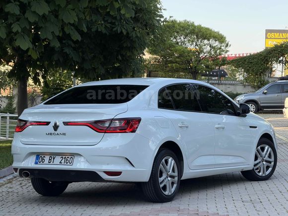  Renault Megane 1.3 TCe Joy 2020 99.000 km 