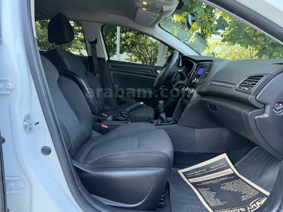  Renault Megane 1.3 TCe Joy 2020 99.000 km 