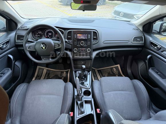  Renault Megane 1.3 TCe Joy 2020 99.000 km 
