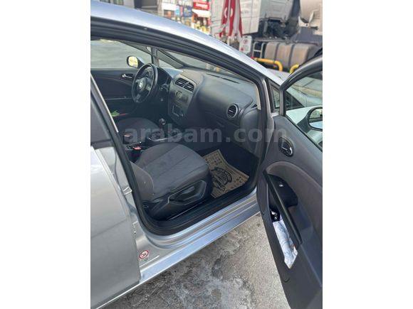 Sahibinden temiz Seat Leon 1.6 Stylance 2006 Model 