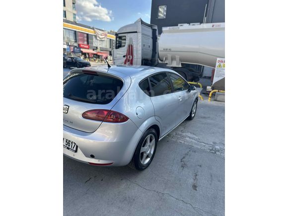 Sahibinden temiz Seat Leon 1.6 Stylance 2006 Model 