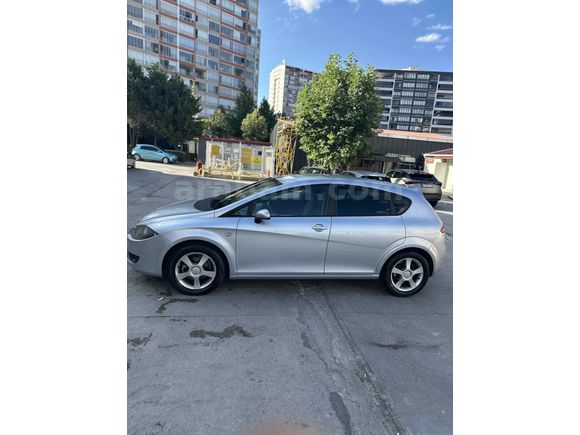 Sahibinden temiz Seat Leon 1.6 Stylance 2006 Model 