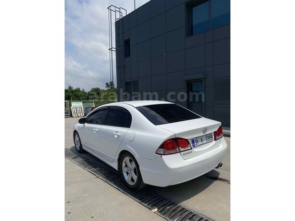 Sahibinden Honda Civic 1.6i VTEC Premium 2011 Model 