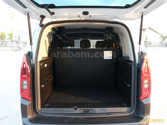 OTOSTORE'DAN Berlingo 1.5 BlueHDI Max EAT8 2025