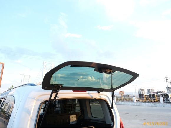 OTOSTORE'DAN Berlingo 1.5 BlueHDI Max EAT8 2025