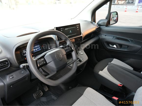 OTOSTORE'DAN Berlingo 1.5 BlueHDI Max EAT8 2025