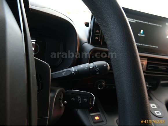 OTOSTORE'DAN Berlingo 1.5 BlueHDI Max EAT8 2025