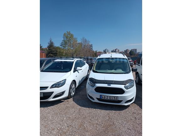 Sahibinden Hatasız Ford Transit Courier 1.5 TDCi Trend 2015 Model 