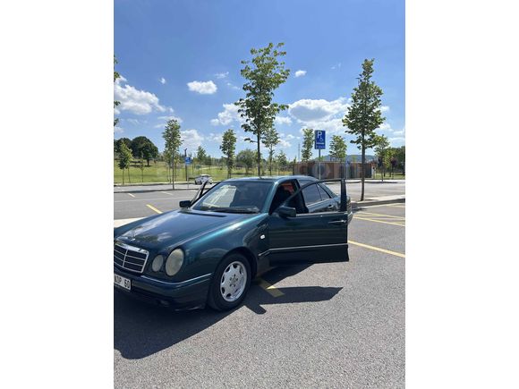Sahibinden Mercedes - Benz E 200 Elegance 1996 Model 