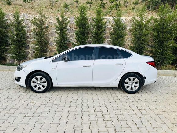 -MAHİROĞLU AUTO'DAN TEMİZ OPEL ASTRA GENİŞ EKRAN EDİTİON-