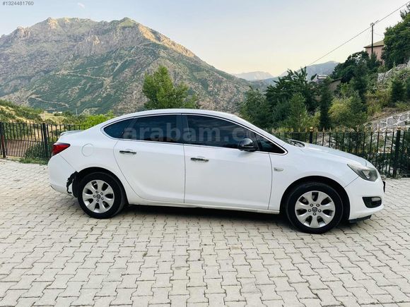 -MAHİROĞLU AUTO'DAN TEMİZ OPEL ASTRA GENİŞ EKRAN EDİTİON-