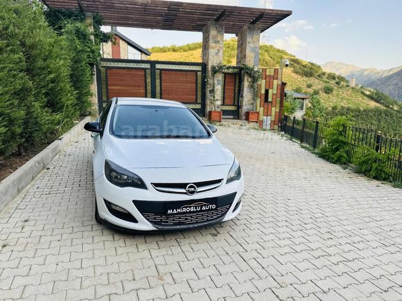 -MAHİROĞLU AUTO'DAN TEMİZ OPEL ASTRA GENİŞ EKRAN EDİTİON-