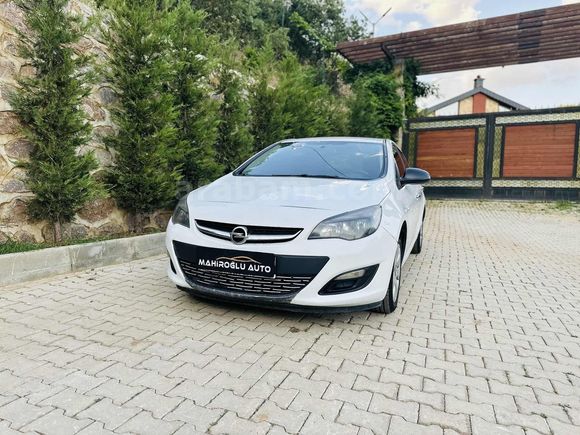 -MAHİROĞLU AUTO'DAN TEMİZ OPEL ASTRA GENİŞ EKRAN EDİTİON-
