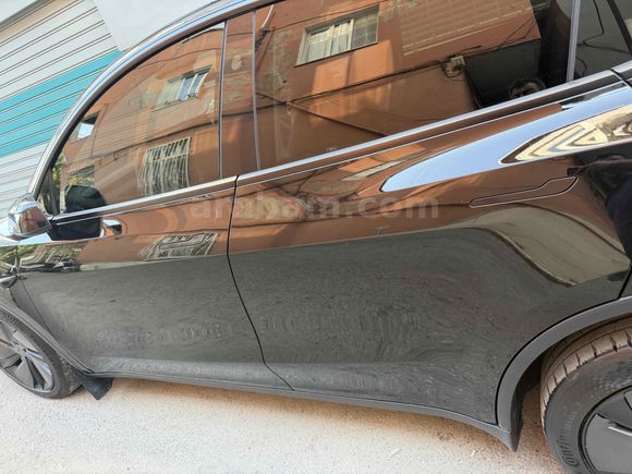 Sahibinden Tesla Model Y Premium (Juniper) 2025 Model 