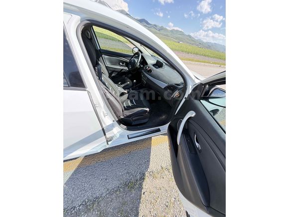 Sahibinden Renault Megane 1.5 dCi Dynamique 2010 Model 