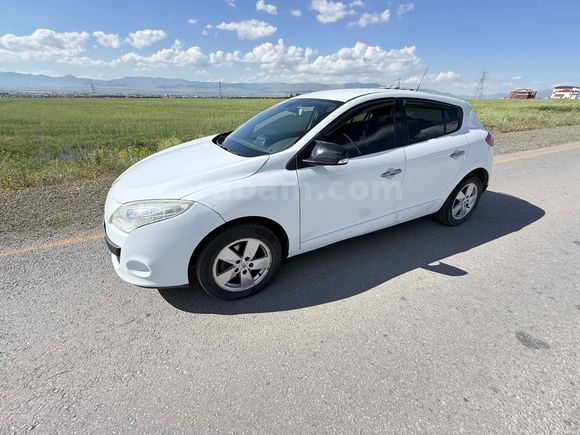 Sahibinden Renault Megane 1.5 dCi Dynamique 2010 Model 