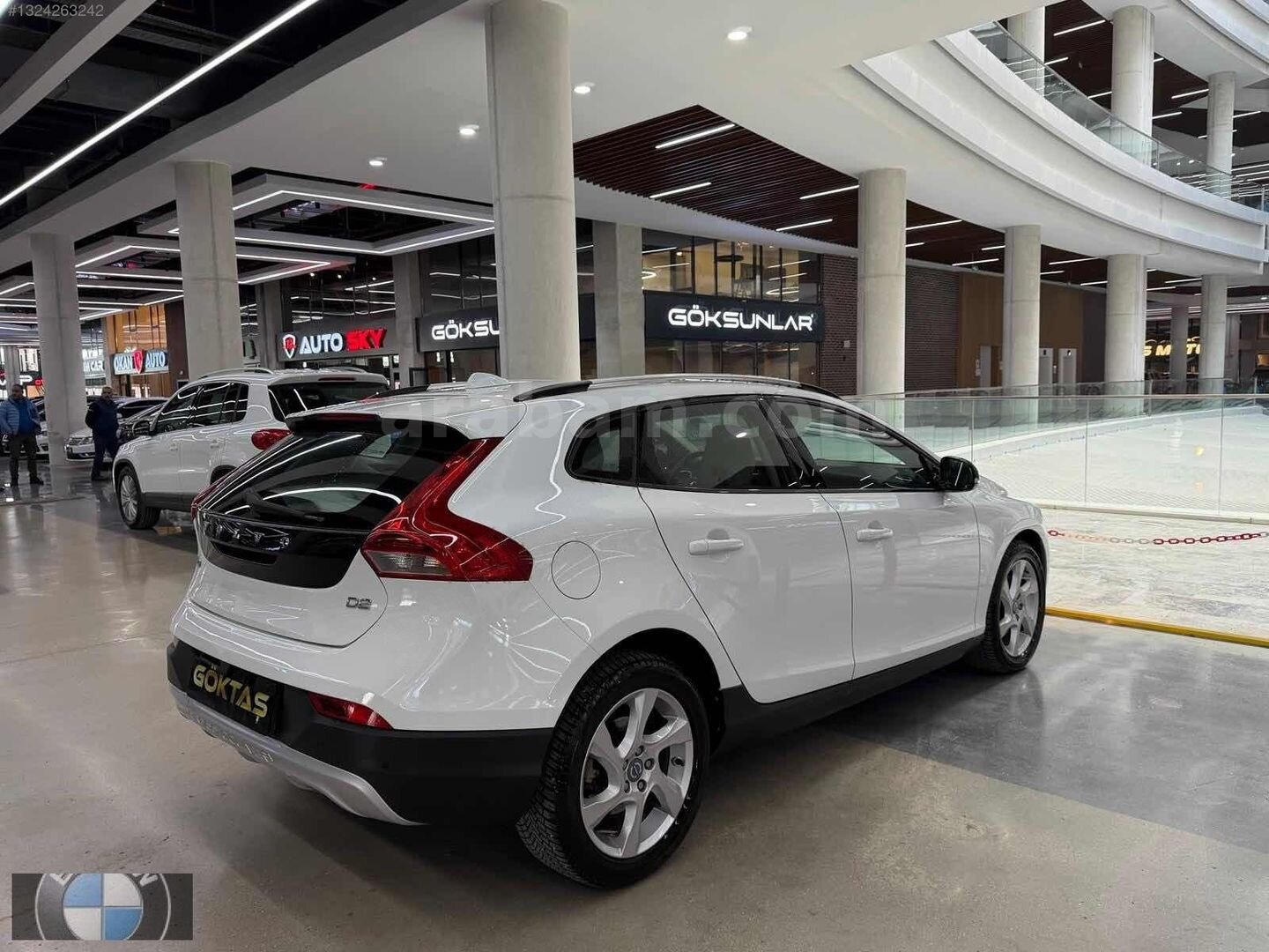 Galeriden Volvo V40 Cross Country 1.6 D Premium 2014 Model Ankara 150.000 km Beyaz 5