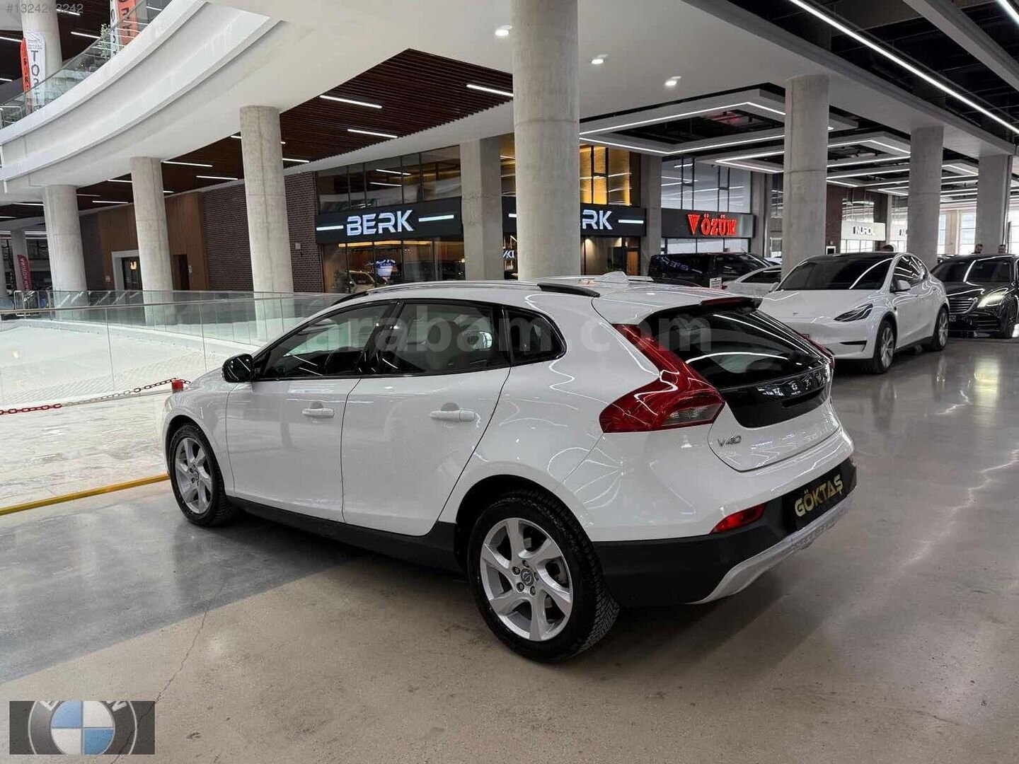 Galeriden Volvo V40 Cross Country 1.6 D Premium 2014 Model Ankara 150.000 km Beyaz 7