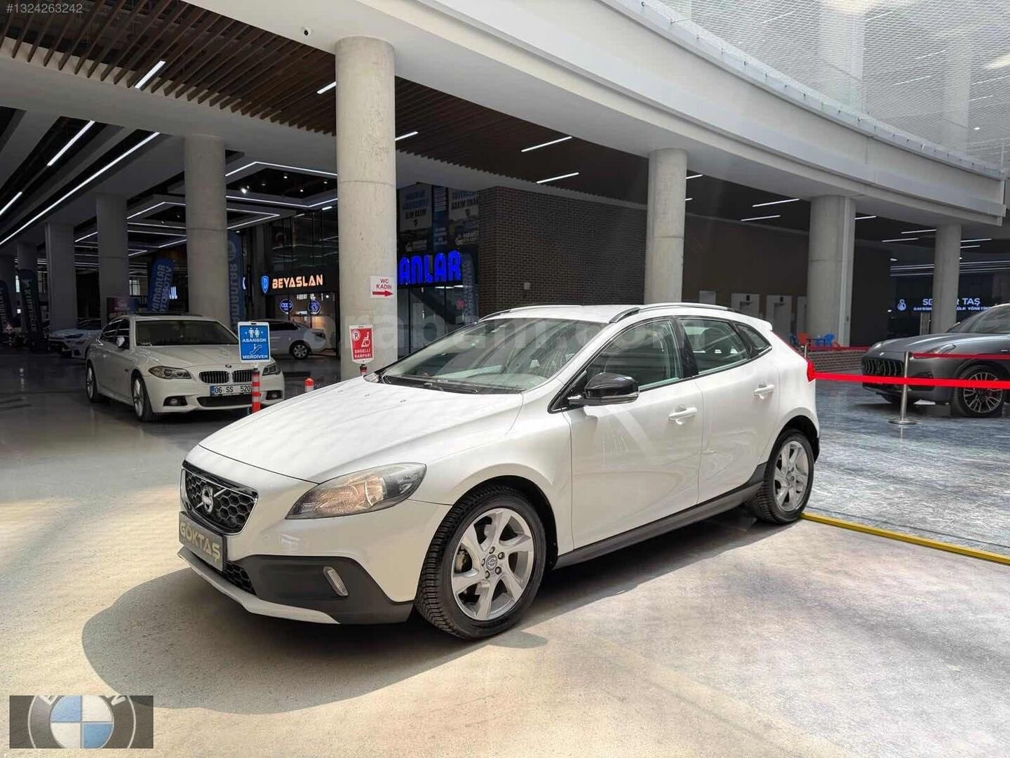 Galeriden Volvo V40 Cross Country 1.6 D Premium 2014 Model Ankara 150.000 km Beyaz 3