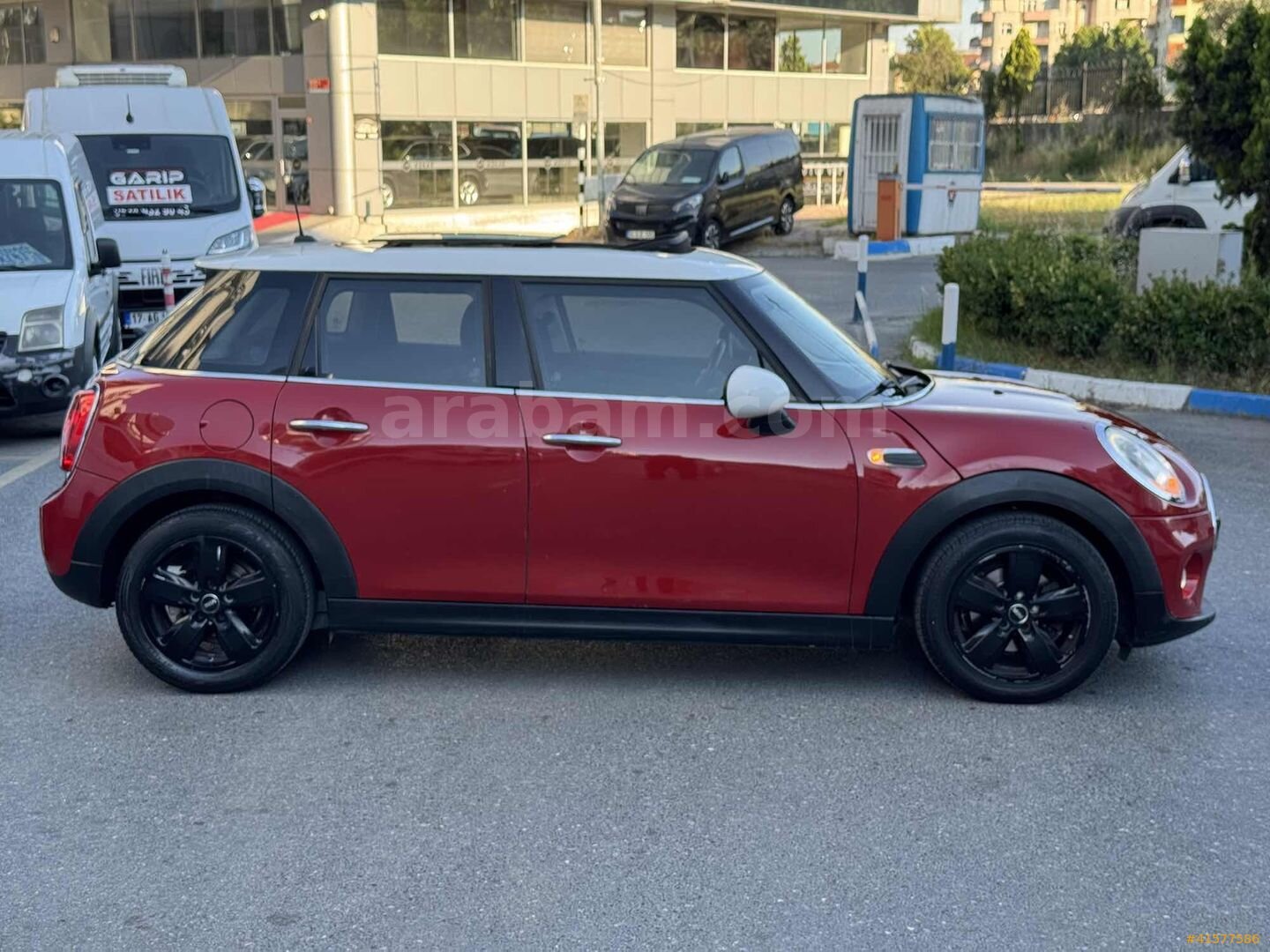 Galeriden Mini Cooper 1.5 D Türkiye Paketi 2015 Model İstanbul 143.483 km Kırmızı 5
