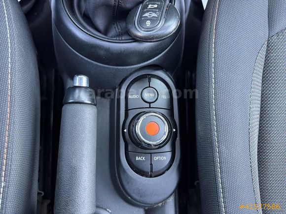 DİCLE OTO'DAN 2015 MODEL MİNİ COOPER 143BİNDE 0.99 KREDİ İMK