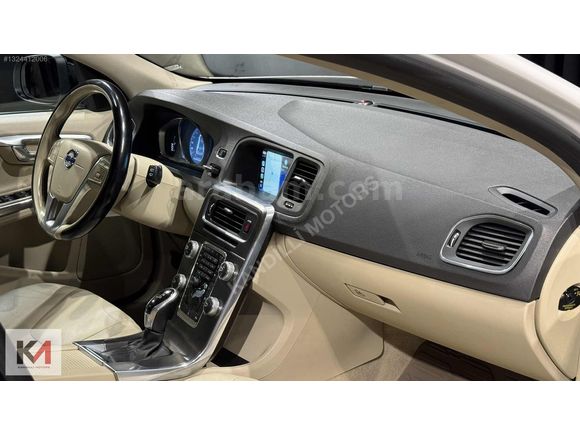 KANDİLLİ MOTORS'DAN MAKYAJLI KASA 2015 VOLVO V60 ADVANCE