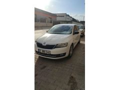 Sahibinden Skoda Rapid 1.6 CR TDI Spaceback Elegance 2015 Model