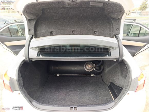 TEMİZ BAKIMLI COROLLA OTOMATİK