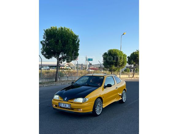 Sahibinden Renault Megane 1.6 Coupe RN 1999 Model