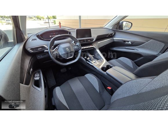 99800 km de 2021 MODEL 1.5 EAT8
