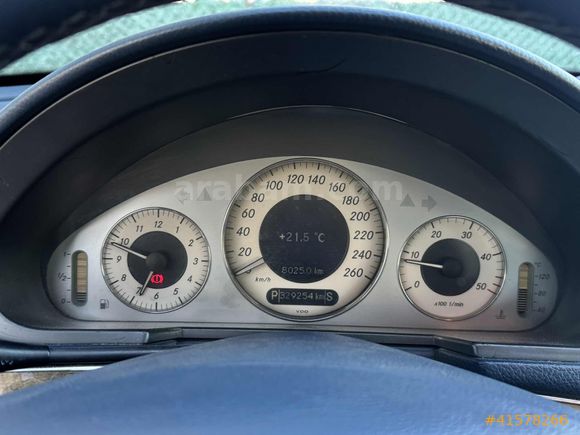"PLUSCAR" 2004 MERCEDES BENZ E 270 CDİ AVANTGARDE EMSALSİZ