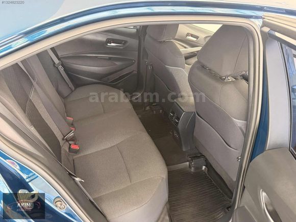 2023...TOYOTA...COROLLA...1.5.Dream...39...BİNDE...HATASIZ......