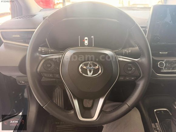 2023...TOYOTA...COROLLA...1.5.Dream...39...BİNDE...HATASIZ......