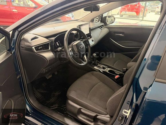 2023...TOYOTA...COROLLA...1.5.Dream...39...BİNDE...HATASIZ......