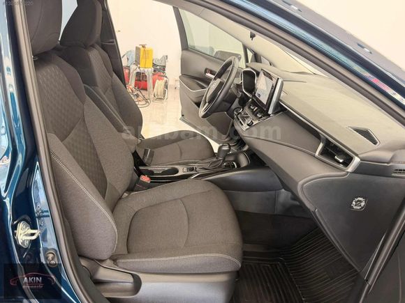2023...TOYOTA...COROLLA...1.5.Dream...39...BİNDE...HATASIZ......