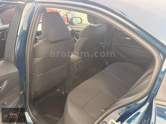 2023...TOYOTA...COROLLA...1.5.Dream...39...BİNDE...HATASIZ......