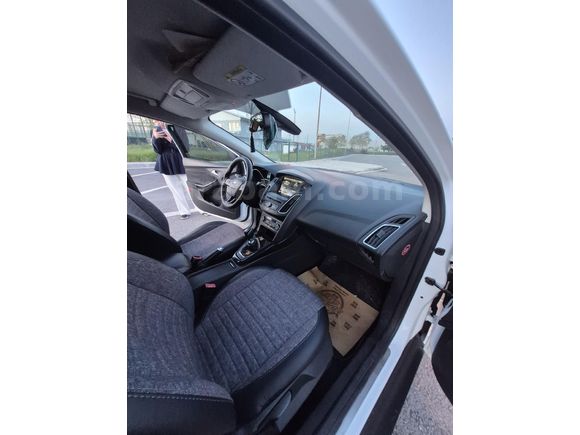 Sahibinden Ford Focus 1.6 TDCi Titanium 2016 Model