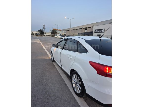 Sahibinden Ford Focus 1.6 TDCi Titanium 2016 Model