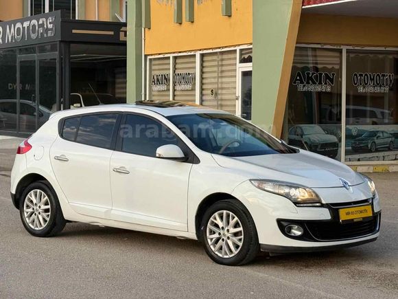 Galeriden Renault Megane 1.5 dCi Privilege 2012 Model Van