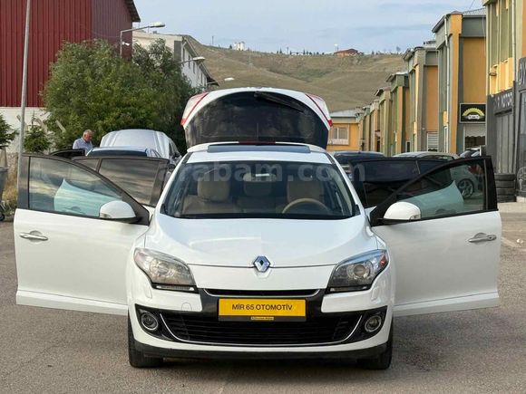 Galeriden Renault Megane 1.5 dCi Privilege 2012 Model Van