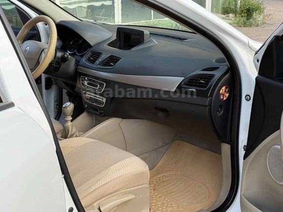 Galeriden Renault Megane 1.5 dCi Privilege 2012 Model Van