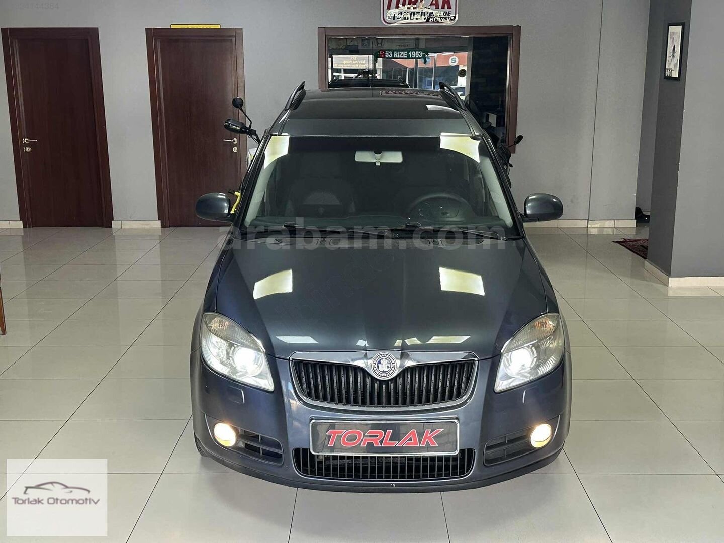 Galeriden Skoda Roomster 1.4 TDI Comfort 2008 Model İstanbul 313.000 km Gri 2