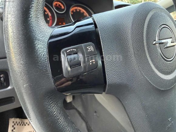 ASCAR DAN_ 80 BİN KM DE HATSIZ OPEL CORSA
