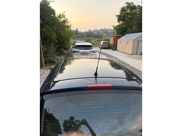 2014 model 111.Yıl Özel Cam Tavanlı Opel Corsa