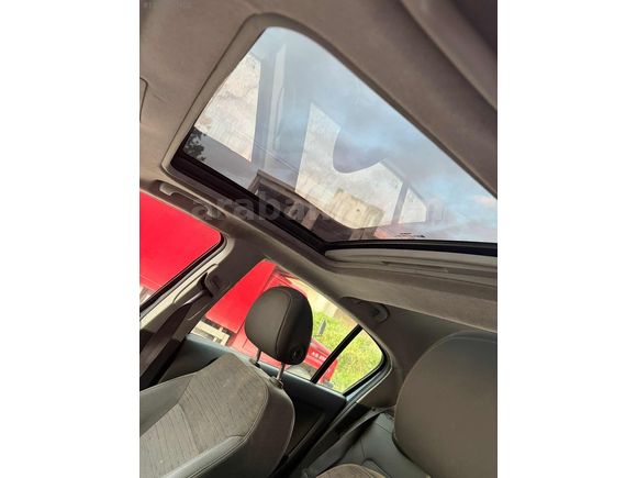 2014 model 111.Yıl Özel Cam Tavanlı Opel Corsa