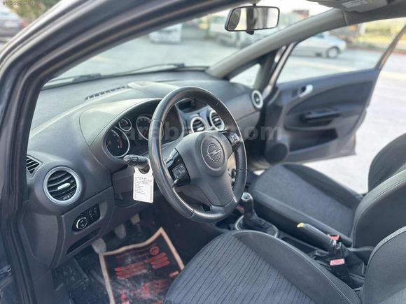 2014 model Opel Corsa 1.2 Active 174 bin km de