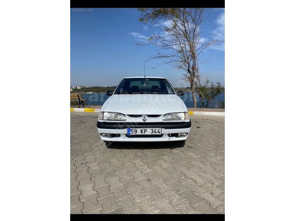 Sahibinden Renault R 19 1.4 Europa RL 1995 Model  340.000 km Beyaz